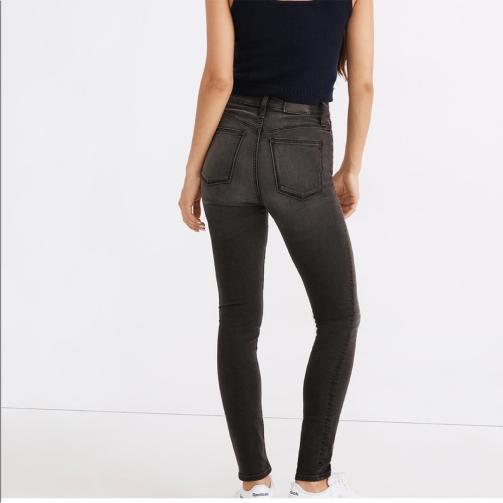 Madewell Faded Black Roadtripper Skinny Jeans size 26